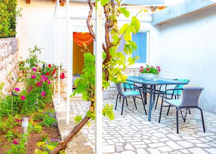 Vacation Home Grill & Chill With 350M2 Garden With Bbq