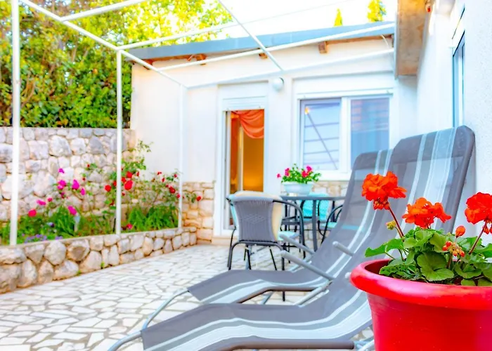 Vacation Home Grill & Chill With 350M2 Garden With Bbq